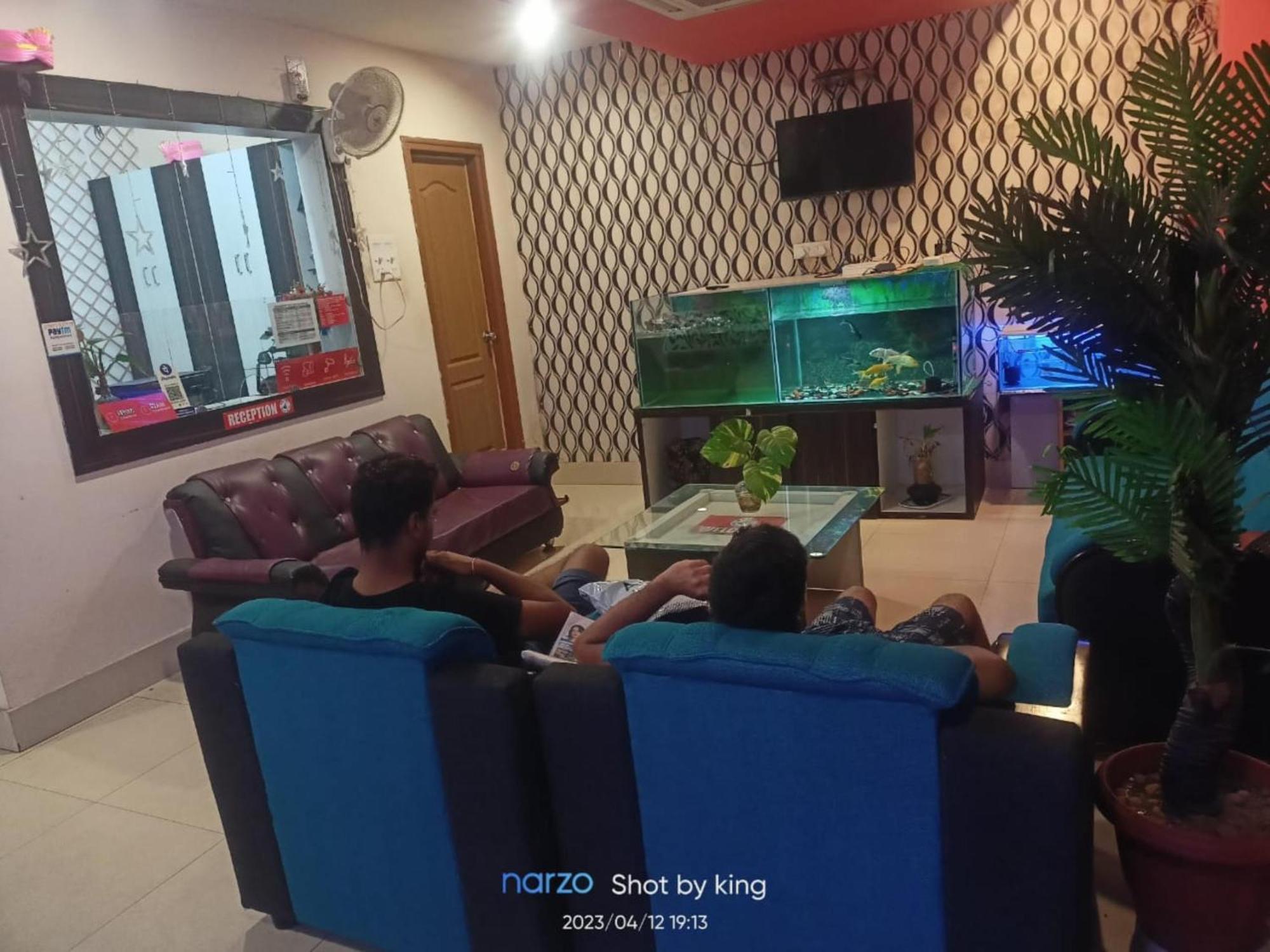 Goroomgo Blue Bell Bhubaneswar - Well Decorated Room -Wifi And Parking Facilities Available מראה חיצוני תמונה